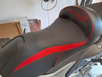 Honda Integra 750 - 3