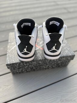 Jordan 4 Military black - 3