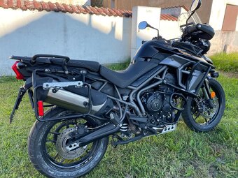 Triumph Tiger 800 XR - 3