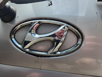 Prodám díly na Hyundai SantaFe - 3