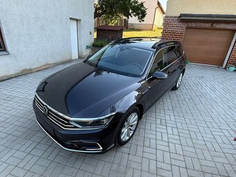 VW Passat B8 GTE Variant 1.4 TSI Hybrid 115kW DSG/2022 - 3