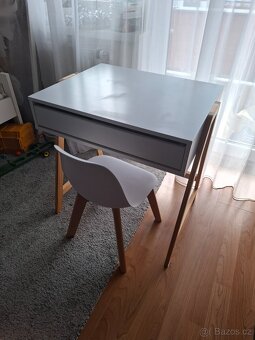 Dětský stoleček s židlí (NOVÝ) - 3