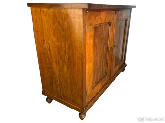 Starožitná biedermeier skříňka/komoda v ořechu - 3