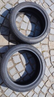 225/45R19 - 3
