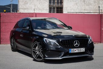 Mercedes-Benz C 450 AMG 270kW - 3