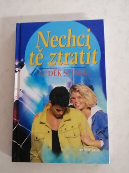 romány pro dívky Luďka Stínila NOVÉ    5  ks - 3