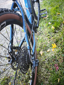 e-kolo Crussis ONE-OLI Guera 8.7-L (2022) - 3