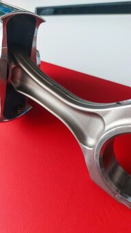 Originální ojnice s pístem Ferrari - Trofej - 3