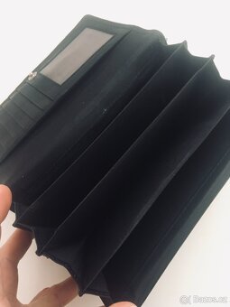 Černá kožená peněženka - rukodělná výroba - 3