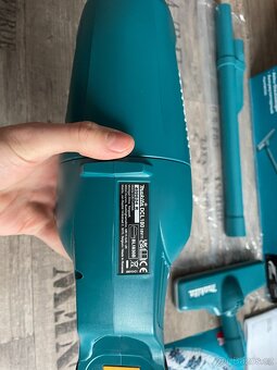 Aku vysavač Makita DCL180Z (bez akumulátoru) - 3
