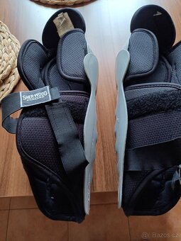 Holenní chrániče 13" - 3