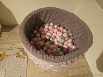 Suchý bazének s míčky - 3