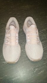 Tenisky Under Armour 40 a 41 - 3