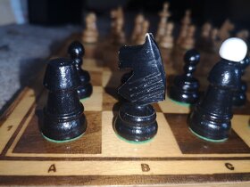 staré šachy - šachové figurku kompletní šachovnice 34 cm - 3