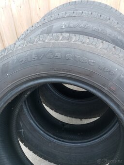 Pneu 215 65 r 16 c - 3