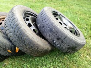 Bridgestone 195/65R15.  5x108 - 3