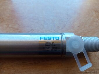 Festo DSNU-25-300 - 3