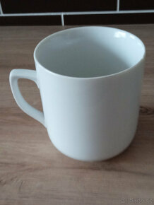 Retro krásný porcelánový hrnek - 3