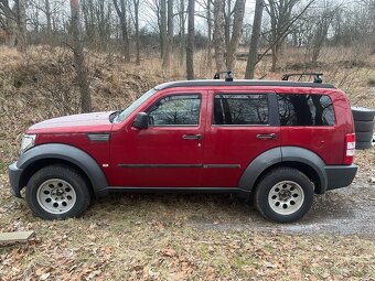 Dodge Nitro - 3
