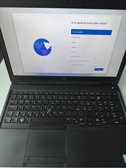 Dell Latitude 5590 - 3