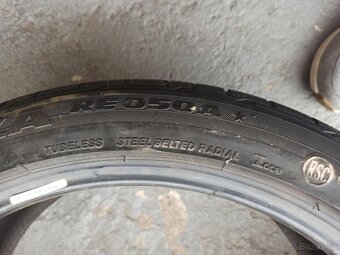 Bridgestones Potenza 245/40 R19 94W cca 6mm Runflat 1 kus - 3