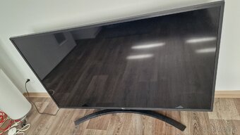Prodám LG 50" UHD + držák - 3