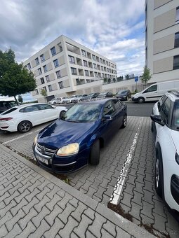 Volkwagen Jetta - 3