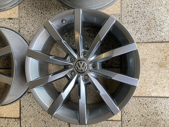 Alu disky 5x112 R18 Monterey VW Passat - originál - 3