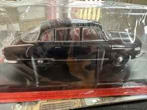 Prodám model TATRA 603 černá 1:24 - 3
