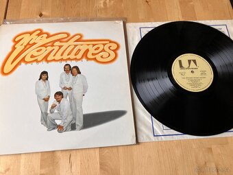 2 Lp - Ventures - Ventures - Japan press - 3
