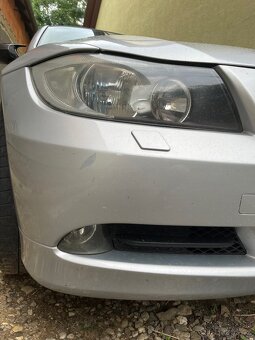Bmw e90 přední nárazník - 3