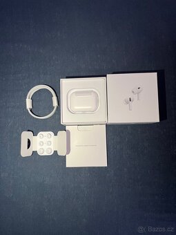 Apple AirPods Pro 2 - 3