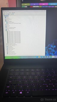Razer Blade Base 2020 i7 | 1TB | RTX 2070 MaxQ - 3