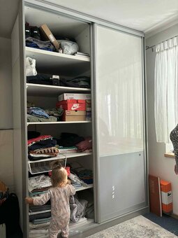 Vestavná  skříň - 3