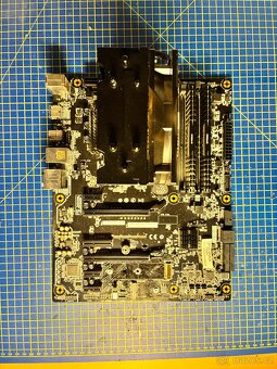 Lenovo proprietární ATX (36EB), socket LGA1151, chipset Z270 - 3