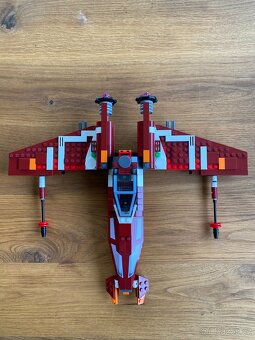 LEGO Star Wars The Old Republic Starfighter (9497) - 3