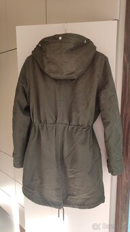 Dívčí parka vel.34 - 3