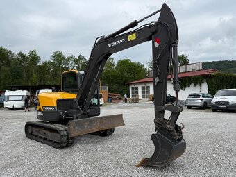 Pásový bagr Volvo ECR88D - 3