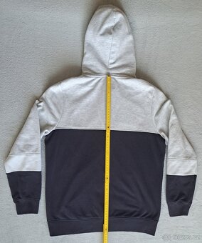 Prodám mikinu s kapucou, vel.158/164 zn. C&A - 3