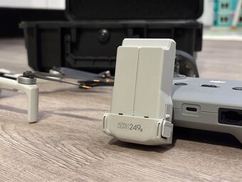 DJI Mini 4 Pro ve špičkovém stavu A1 - 3