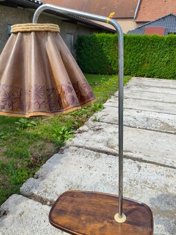 STOJANOVÁ RETRO LAMPA - 3
