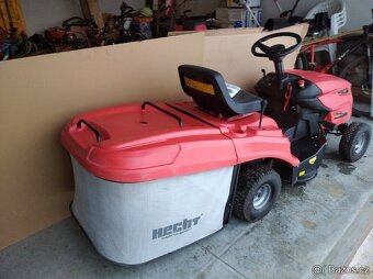Zahradní traktůrek HECHT - 3