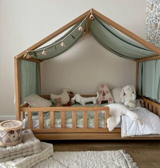 Nová dětská postýlka - domeček - 3