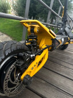 Elektrokoloběžka Vsett 10+ - 3