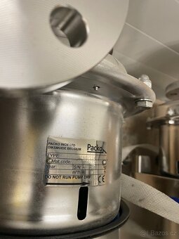 Prodám 2 ks čerpadel Packo ICP2/32-160/114 - 3