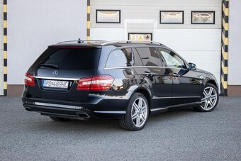 Mercedes E Trieda 350D T 4Matic A/T - 3