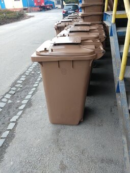 plastová popelnice 240 litrů - 3