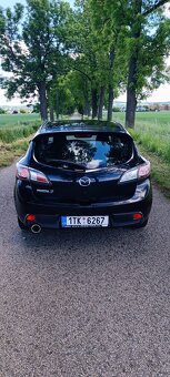 Mazda 3 - 3