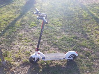 Elektrokoloběžka MS Energy e10 Scooter - nafukovací kola - 3