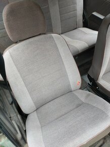 Sedačky škoda favorit - 3